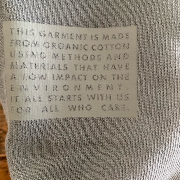 Noize medium (wears large) spruce-coloured crew neck sweater. Only worn twice. - Picture 3 of 4